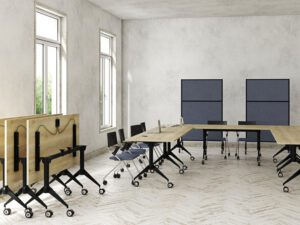E Series Wide Flip Table