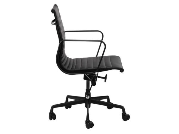 Eames 1R - Image 4