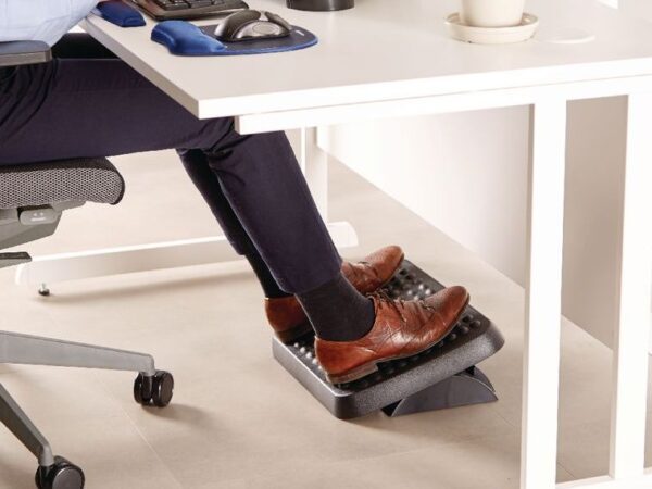 Fellowes Standard Footrest - Image 4