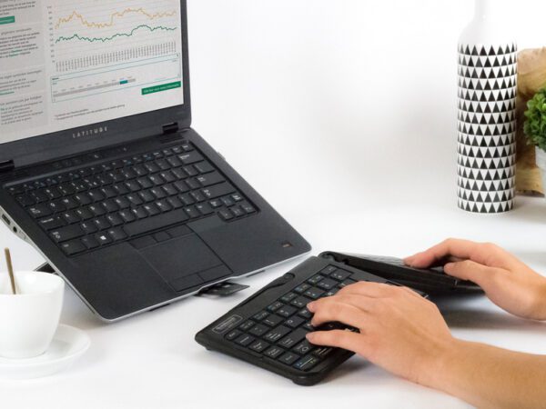 Goldtouch Travel Keyboard - Image 7