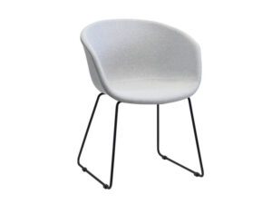Kurva Visitor Chair